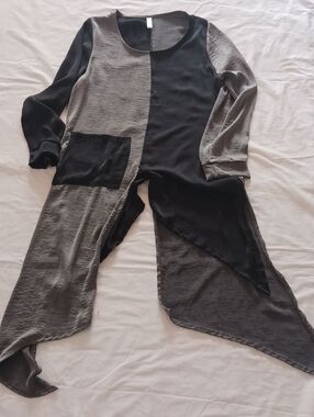 Matti Mamane Two-Tone Asymmetric  Tunic in Black & Gray
